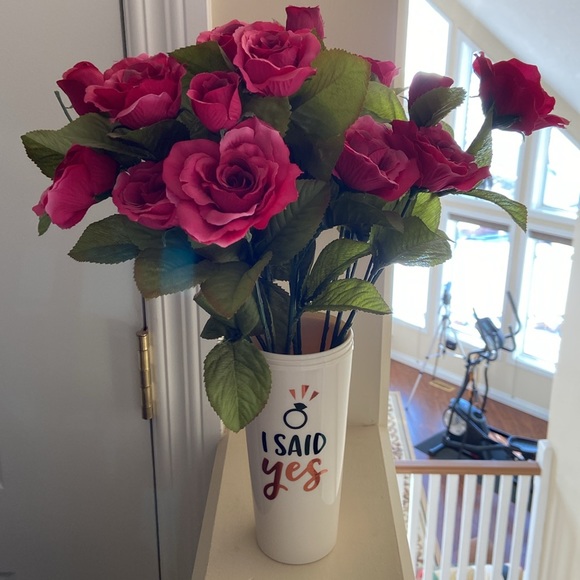 Bunch of Michaels flowers - Picture 2 of 4